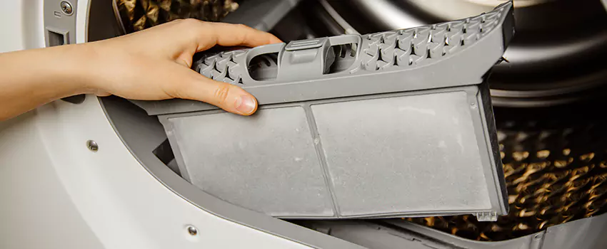 Signs Of A Clogged Dryer Lint Trap in Woburn, Massachusetts